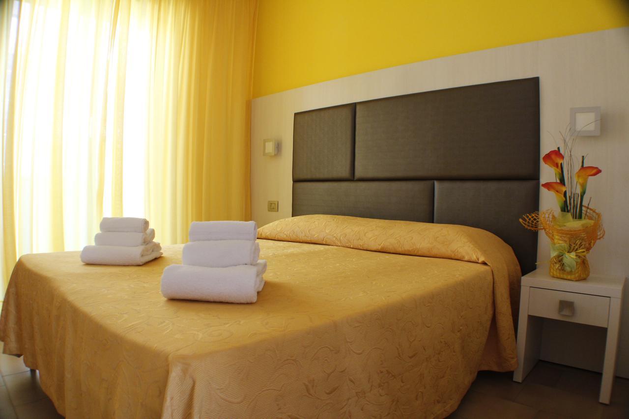 Hotel Adria Bellaria-Igea Marina Exterior photo